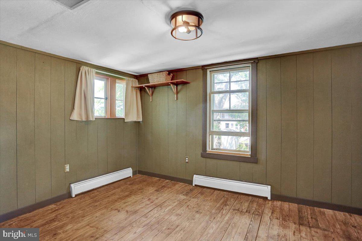 2115 Spring Street Reading, PA 19609 - Photo 16 of 25 Gallery Image 16