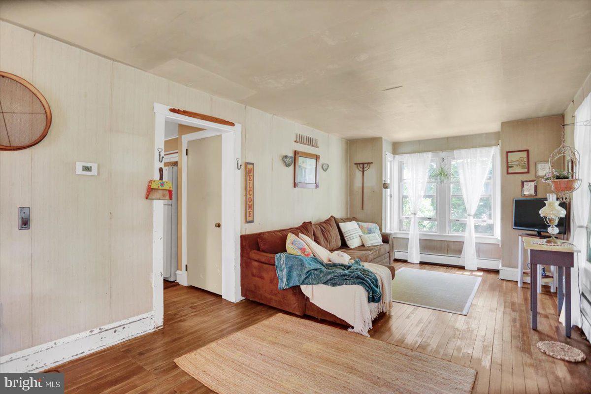 2115 Spring Street Reading, PA 19609 - Photo 5 of 25 Gallery Image 5