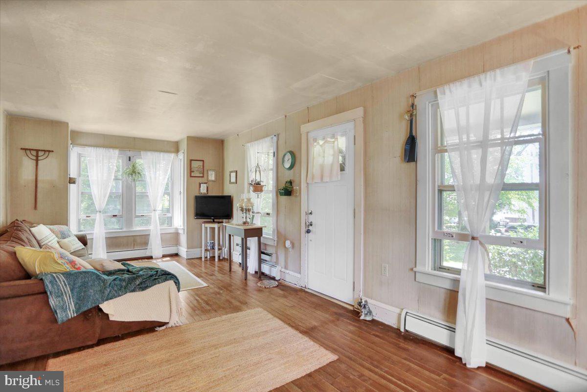 2115 Spring Street Reading, PA 19609 - Photo 6 of 25 Gallery Image 6