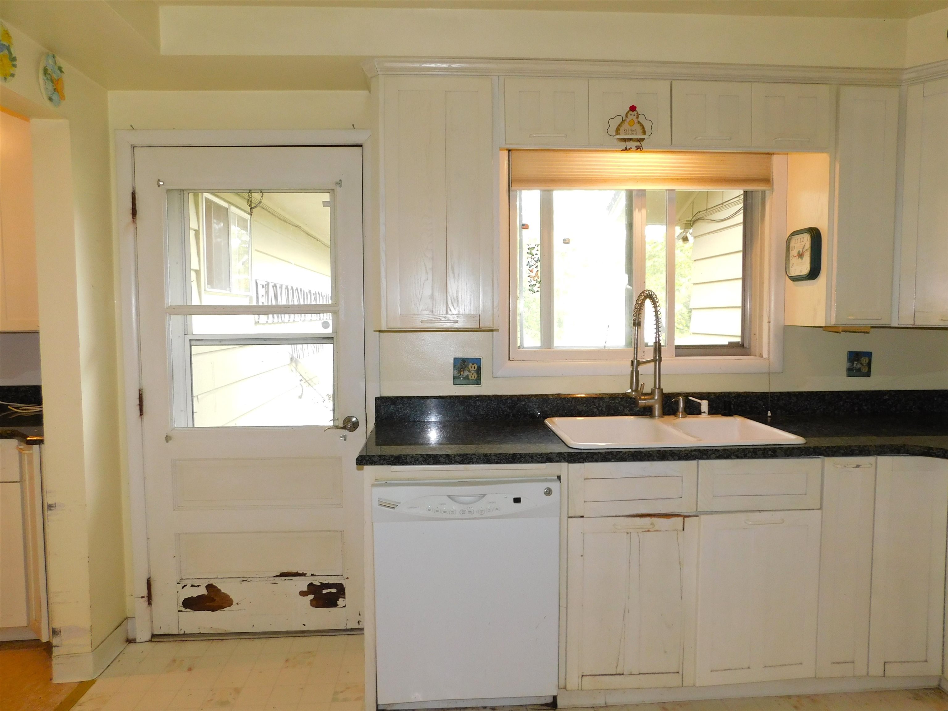 4036 County Rd A Superior, WI 54880 - Photo 3 of 52