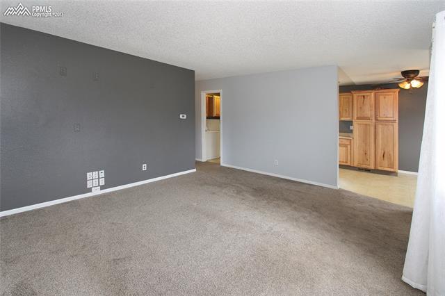 1835 Monterey Road Colorado Springs, CO 80910 - Photo 3 of 22 Living room