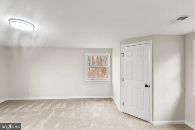 $350,000 | 190 Smokey Bear Trail, Harpers Ferry, WV 25425