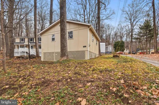 $350,000 | 190 Smokey Bear Trail, Harpers Ferry, WV 25425