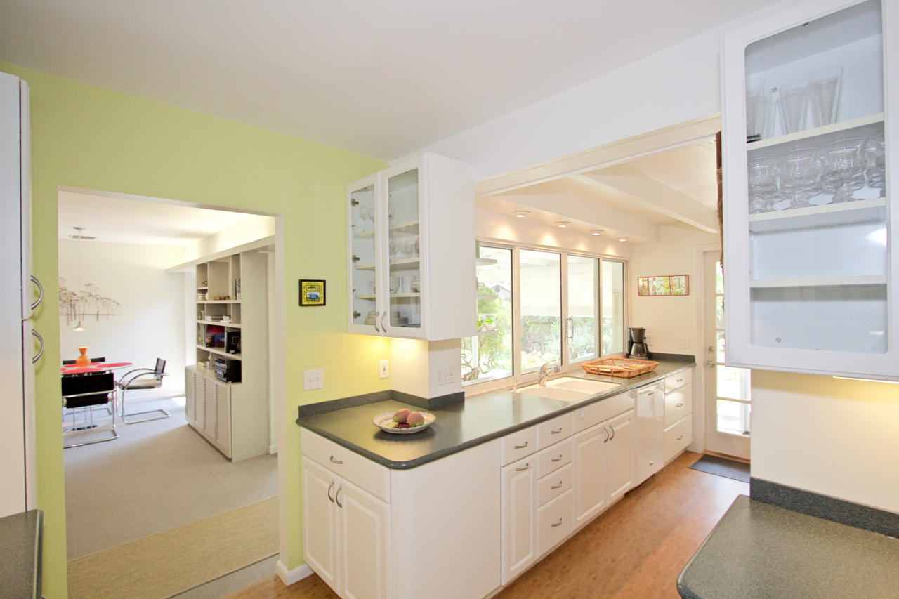 1495 Northeast 4th Court Boca Raton, FL 33432 - Photo 5 of 26 IMG_0514