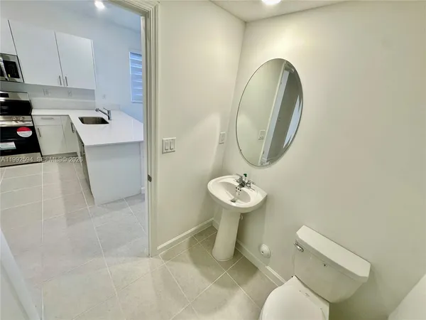 $2,700 | 2867 Southeast 25th Terrace, Homestead, FL 33035