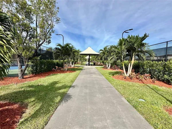 $2,700 | 2867 Southeast 25th Terrace, Homestead, FL 33035