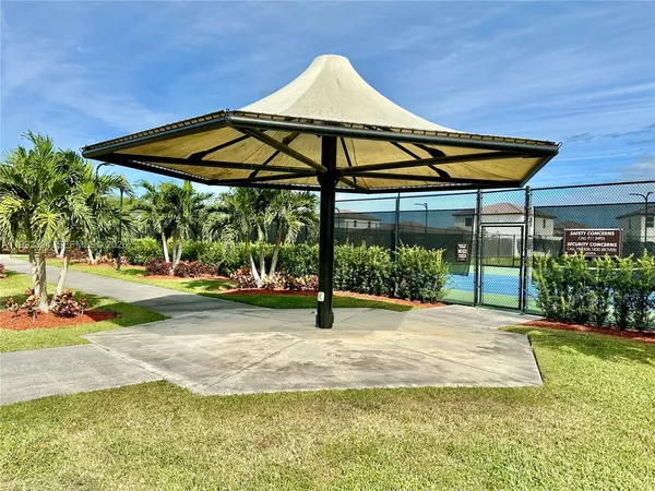 $2,700 | 2867 Southeast 25th Terrace, Homestead, FL 33035