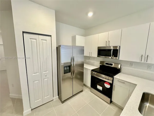 $2,700 | 2867 Southeast 25th Terrace, Homestead, FL 33035