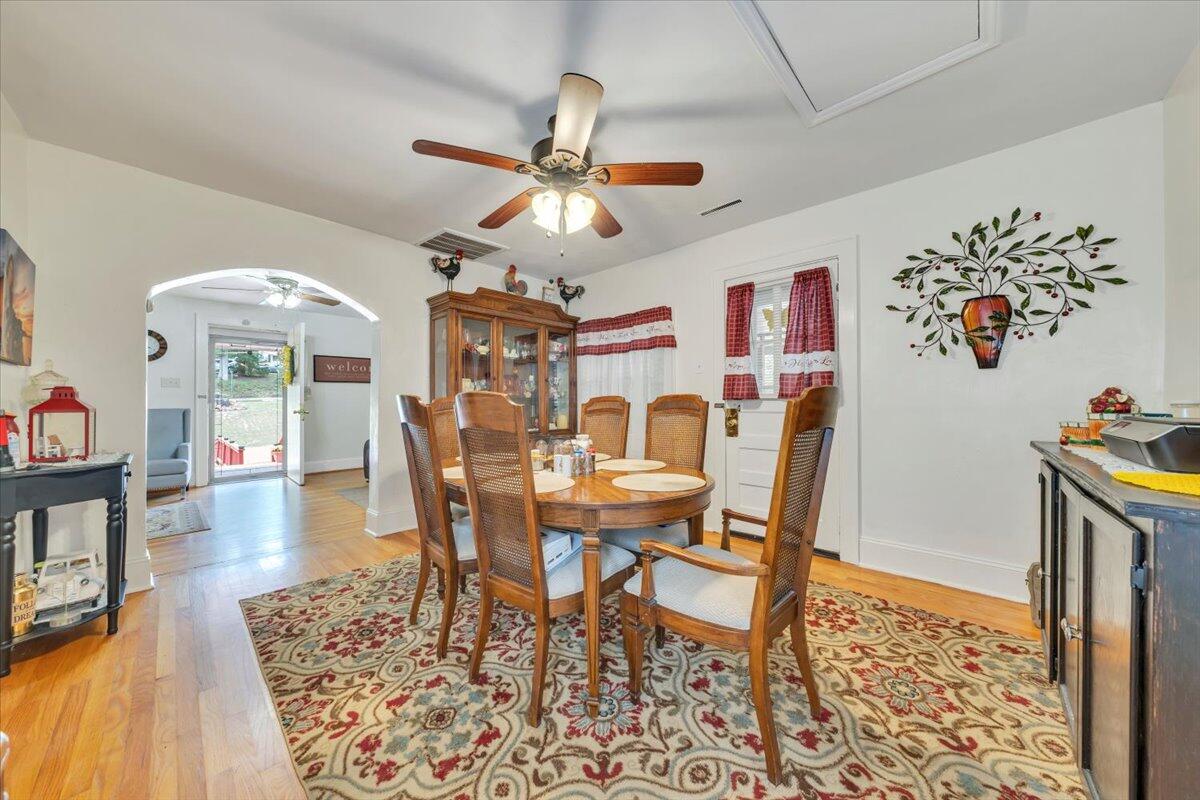 1852 Wildwood Road Salem, VA 24153 - Photo 13 of 48 11-MIB07840