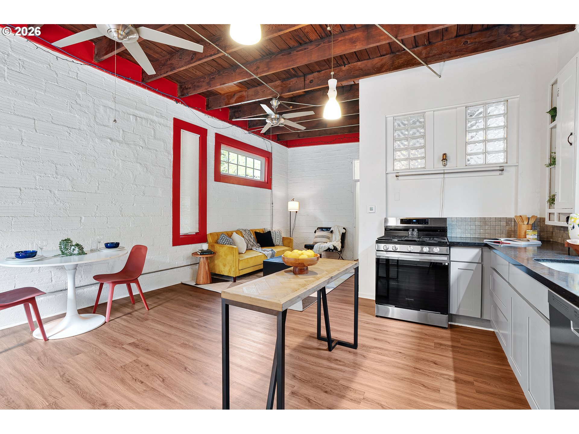 2817 Northeast Weidler Street Portland, OR 97232 - Photo 27 of 43