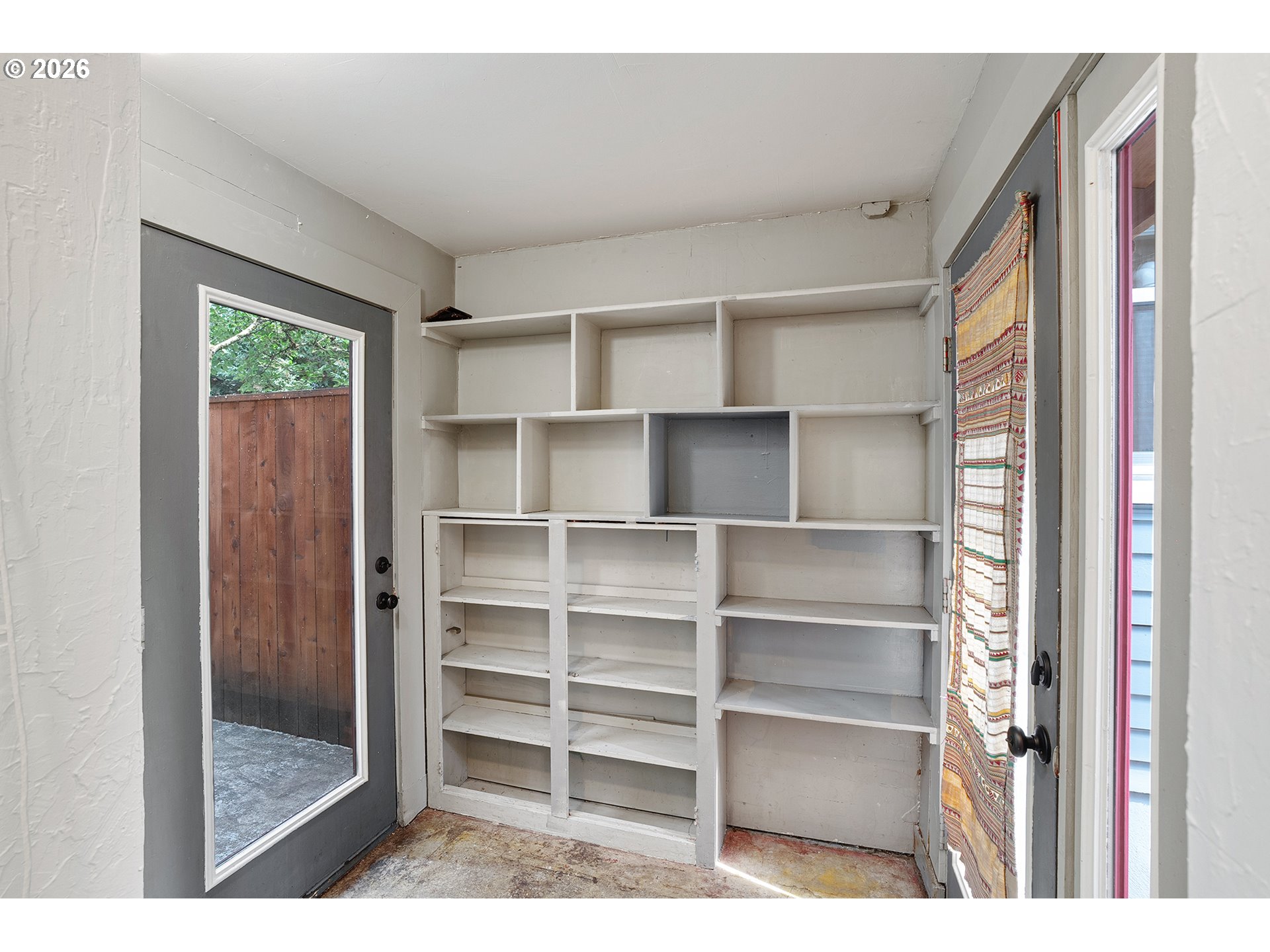2817 Northeast Weidler Street Portland, OR 97232 - Photo 32 of 43