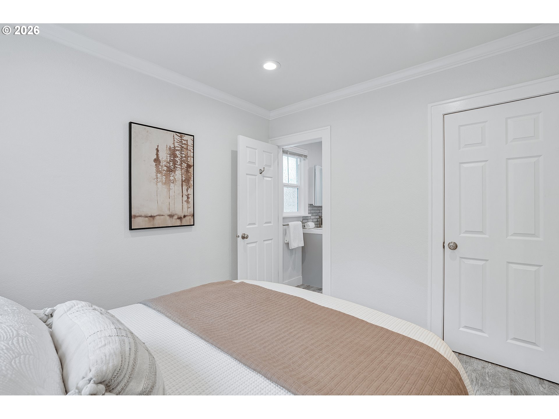 2817 Northeast Weidler Street Portland, OR 97232 - Photo 10 of 43