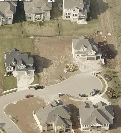 $250,000 | 9318 West 169th Street, Overland Park, KS 66085