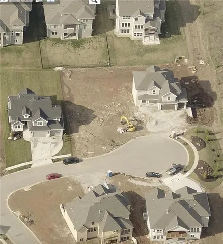 $250,000 | 9318 West 169th Street, Overland Park, KS 66085