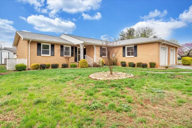 $339,950 | 5932 Dairy Road, Roanoke, VA 24019