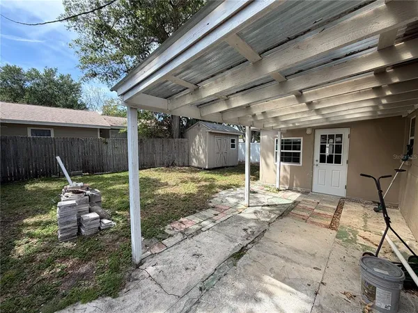 $2,200 | 5830 Commonwealth Avenue North, St. Petersburg, FL 33703