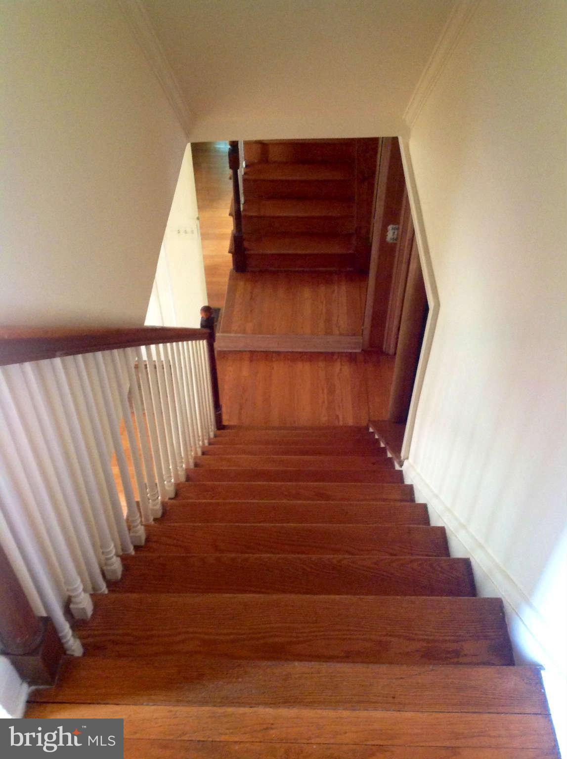 1801 Frederick Road Baltimore, MD 21228 - Photo 13 of 30 Stairway