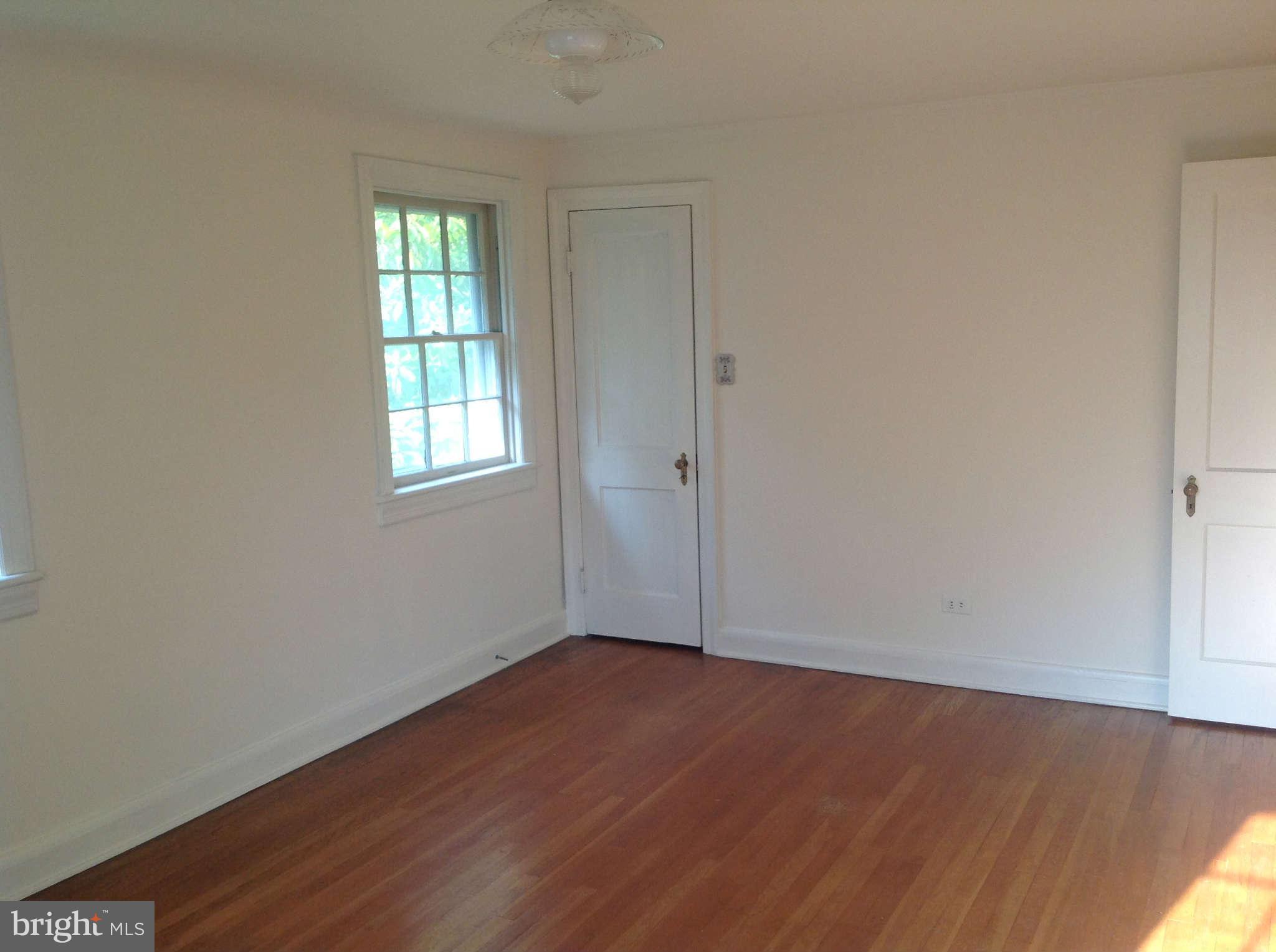 1801 Frederick Road Baltimore, MD 21228 - Photo 14 of 30 Bedroom (Master)
