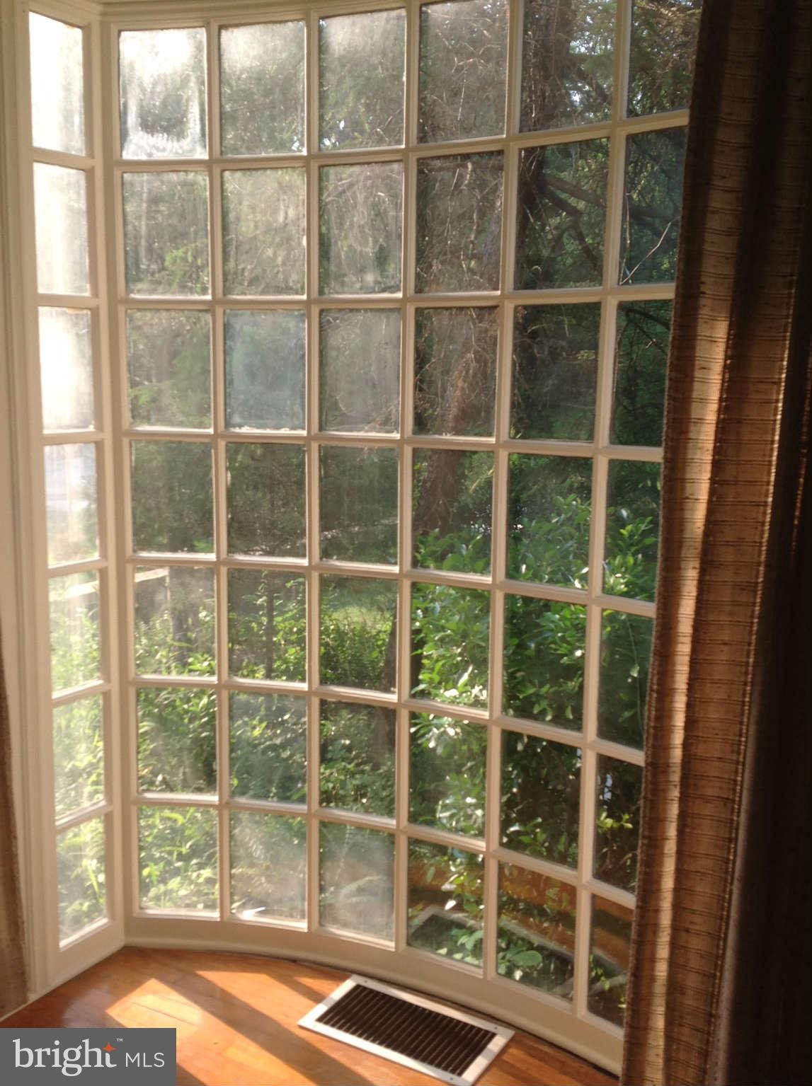 1801 Frederick Road Baltimore, MD 21228 - Photo 10 of 30 Family Room Window