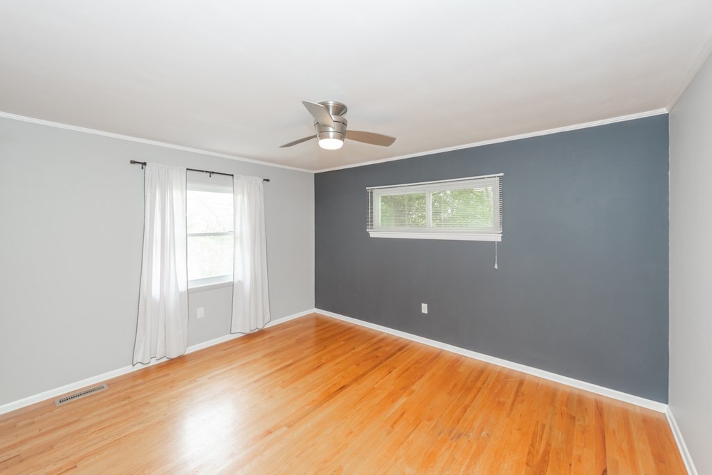 4305 Climbing Road Knoxville, TN 37912 - Photo 15 of 30 Gallery Image 15