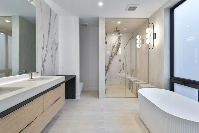 $2,195,000 | 1418 West Warner Avenue, Chicago, IL 60613