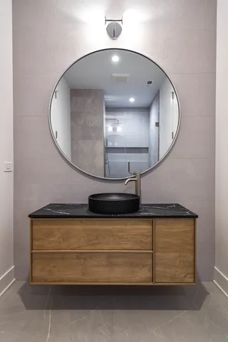 $2,195,000 | 1418 West Warner Avenue, Chicago, IL 60613