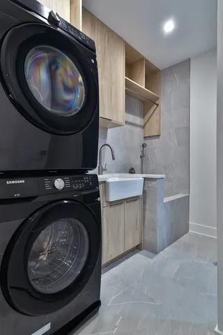 $2,195,000 | 1418 West Warner Avenue, Chicago, IL 60613