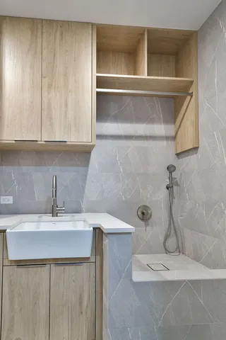 $2,195,000 | 1418 West Warner Avenue, Chicago, IL 60613