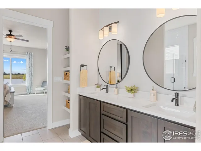 a close view of sink