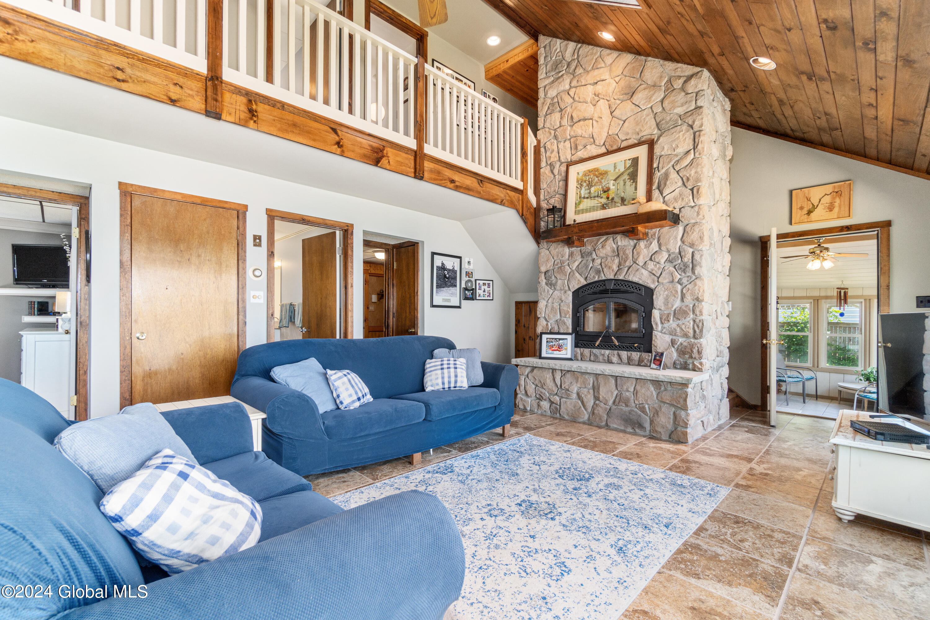 151 Hampton Point Mayfield, NY 12117 - Photo 8 of 58 088-DSC09452