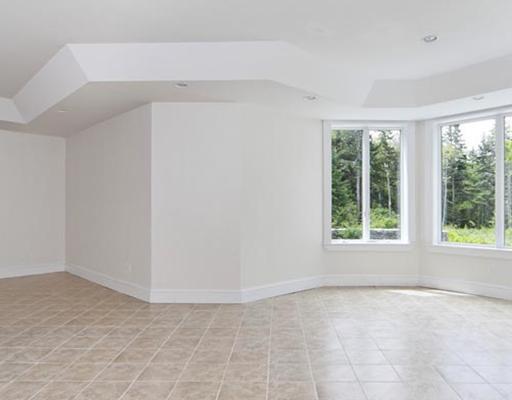 20 Seawood Park Road New Harbor, ME 04554 - Photo 14 of 18 Den/Family/Great Room.