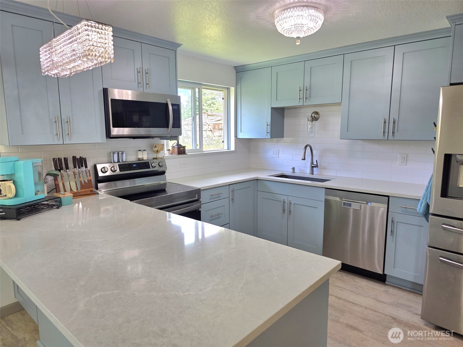 11916 Fillman Road Southeast Rainier, WA 98576 - Photo 6 of 33