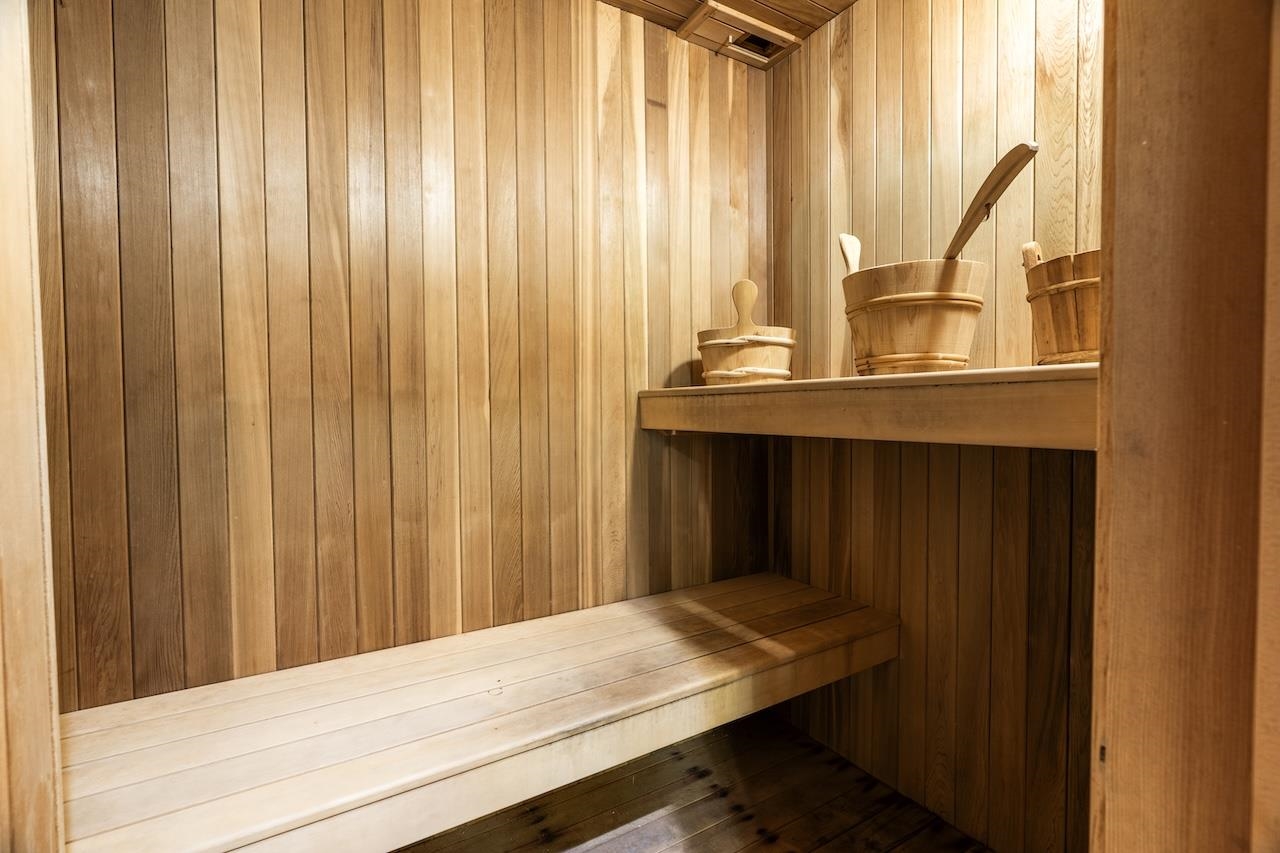 11940 Sitzmark Way Truckee, CA 96161 - Photo 16 of 28 a view of a balcony