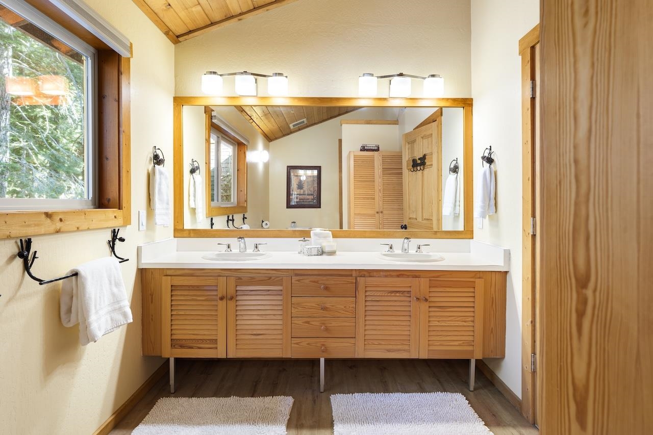 11940 Sitzmark Way Truckee, CA 96161 - Photo 19 of 28 a bathroom with a sink and a mirror