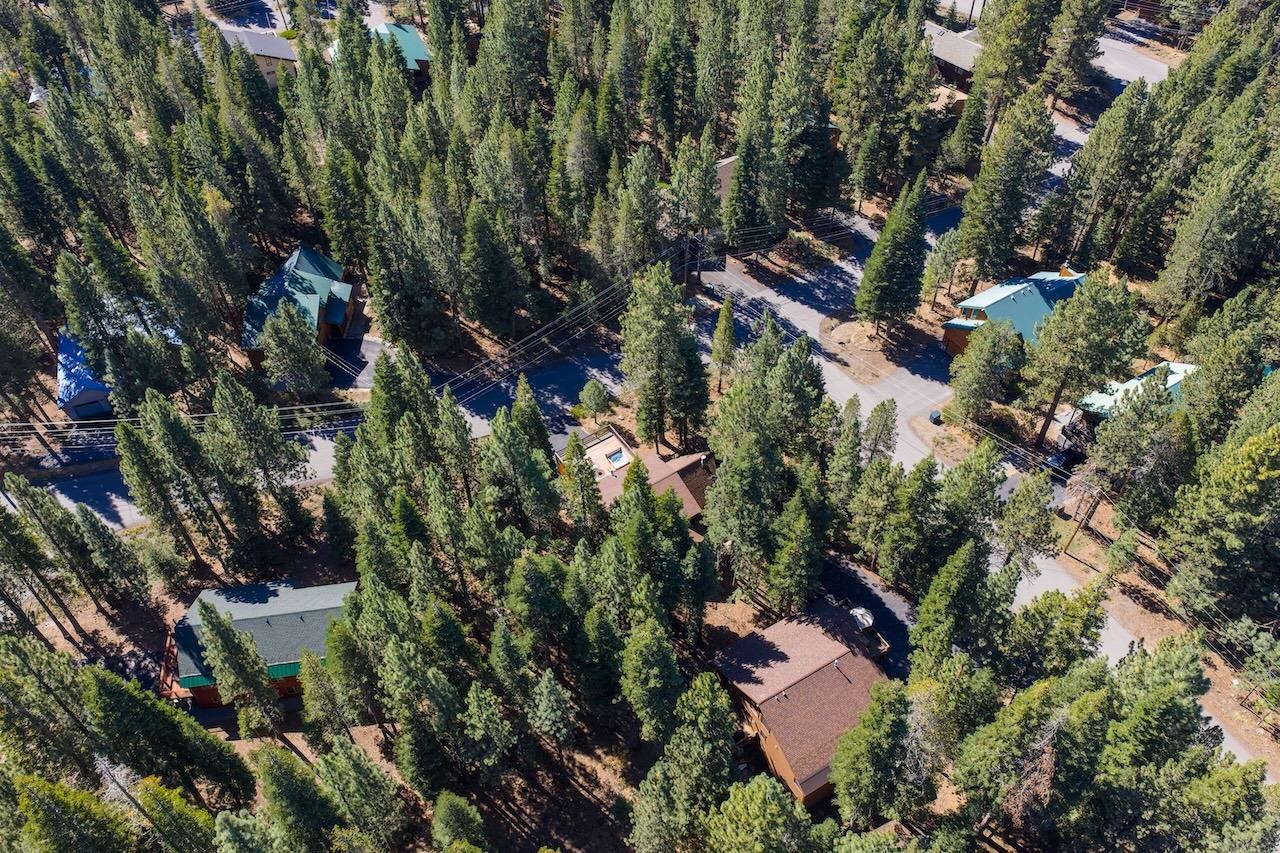 11940 Sitzmark Way Truckee, CA 96161 - Photo 26 of 28 an aerial view of residential house with outdoor space and trees all around