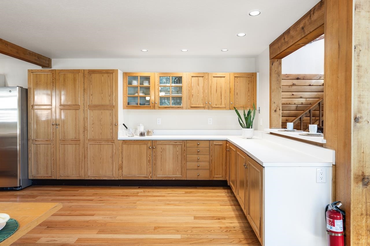 11940 Sitzmark Way Truckee, CA 96161 - Photo 10 of 28 a view of an empty room with a window