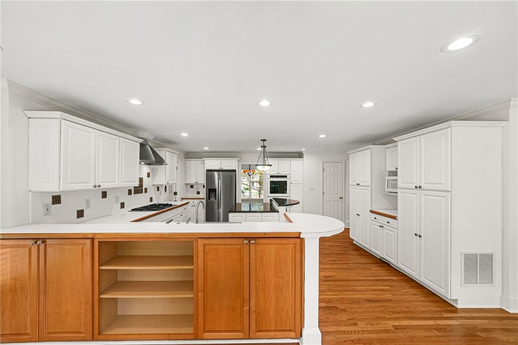 4696 Devonshire Road Atlanta, GA 30338 - Photo 14 of 43