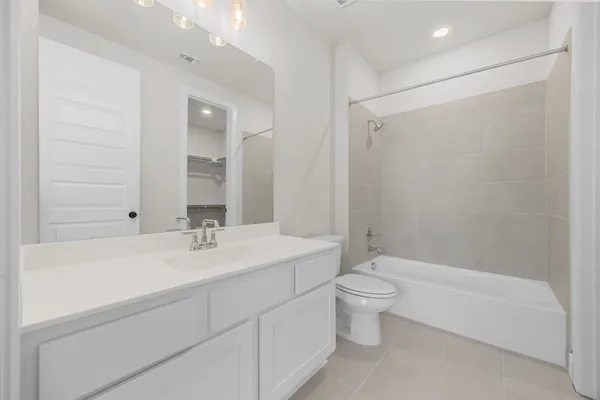 $569,784 | 138 Ash Juniper Road, Georgetown, TX 78633