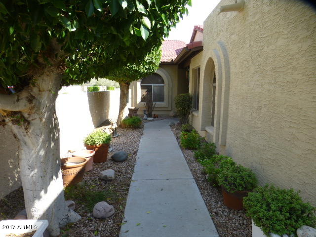 2059 East Brown Road, Unit 24 Mesa, AZ 85213 - Photo 2 of 24 2017-09-02 10.21.00