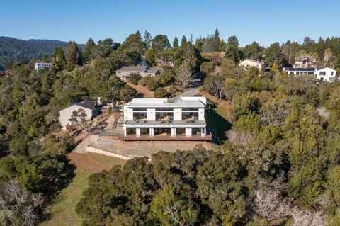 $10,850,000 | 45 Calaveras Court, Hillsborough, CA 94010