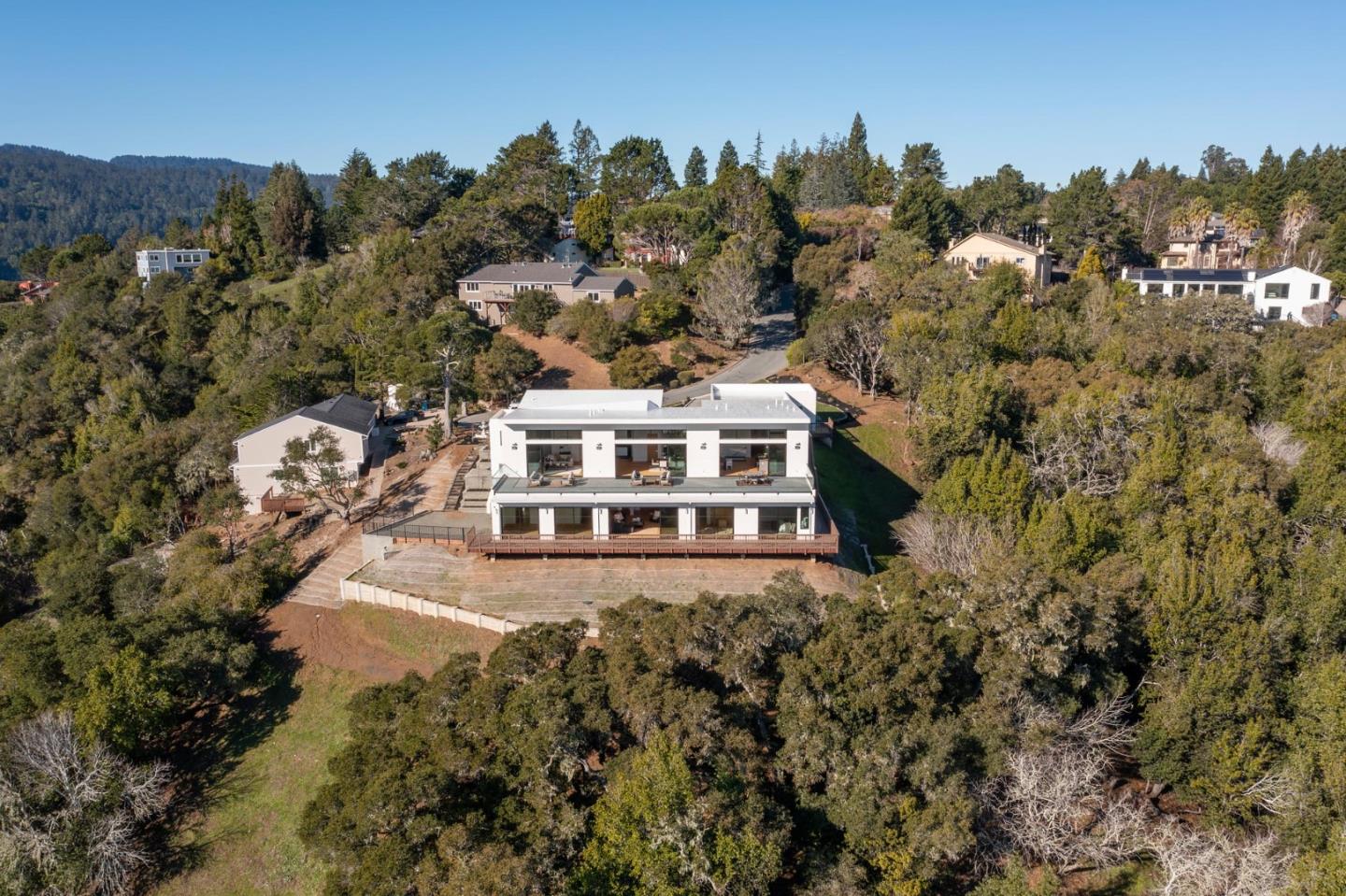 45 Calaveras Court Hillsborough, CA 94010 - Photo 34 of 35 Gallery Image 34