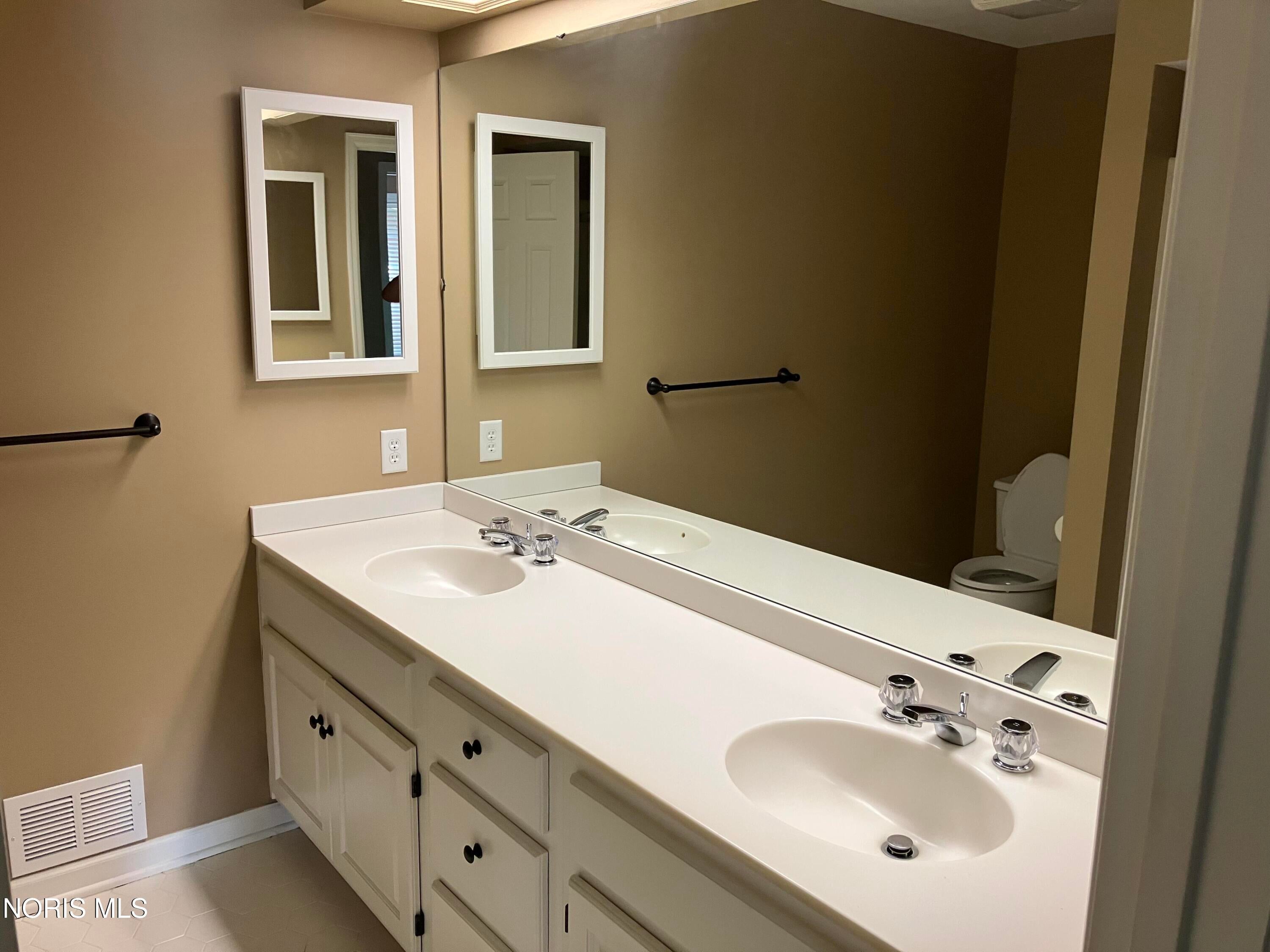 29301 Bates Road, Unit 29301 Perrysburg, OH 43551 - Photo 24 of 28 Gallery Image 24