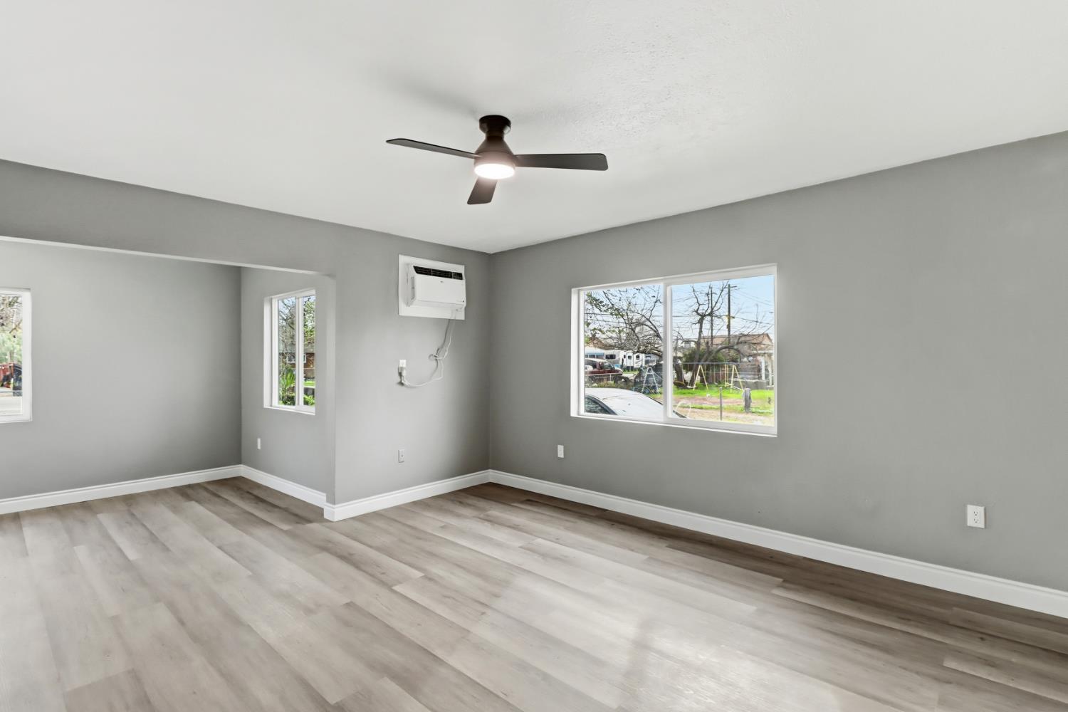 1099 Grand Avenue Olivehurst, CA 95961 - Photo 9 of 38 a view of an empty room with a window