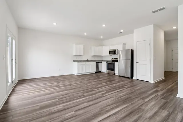 $249,990 | 477 Colchester Court, Moncks Corner, SC 29461