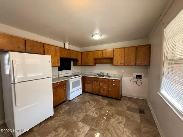 $1,325 | 200 Kitt Drive, Jacksonville, NC 28540