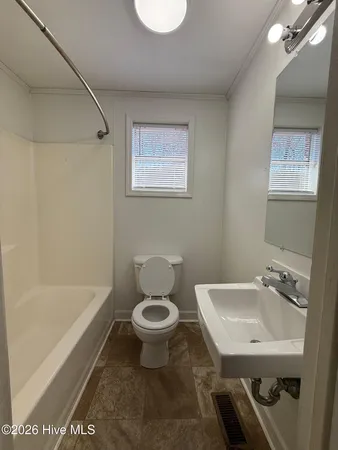 $1,325 | 200 Kitt Drive, Jacksonville, NC 28540