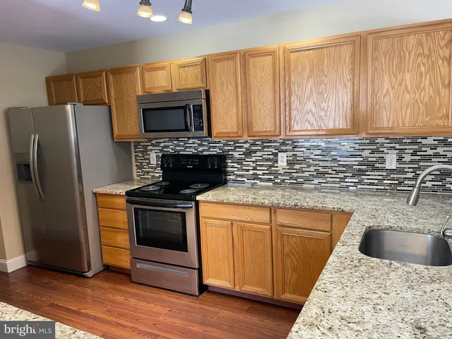 $2,325 | 673 Warren Drive, Middletown, DE 19709