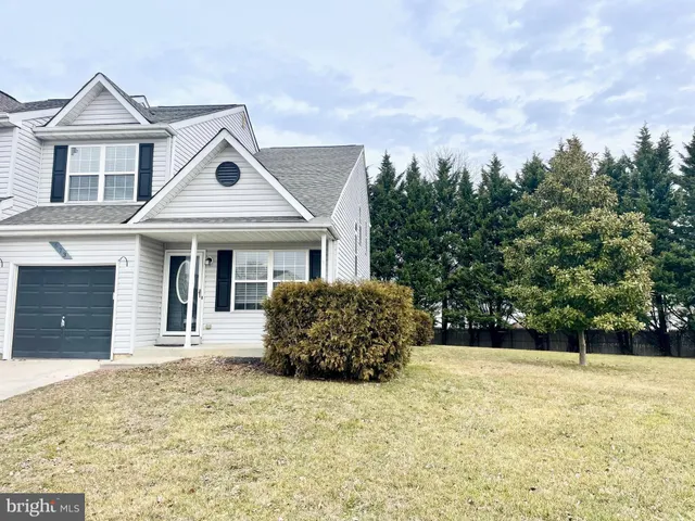 $2,325 | 673 Warren Drive, Middletown, DE 19709