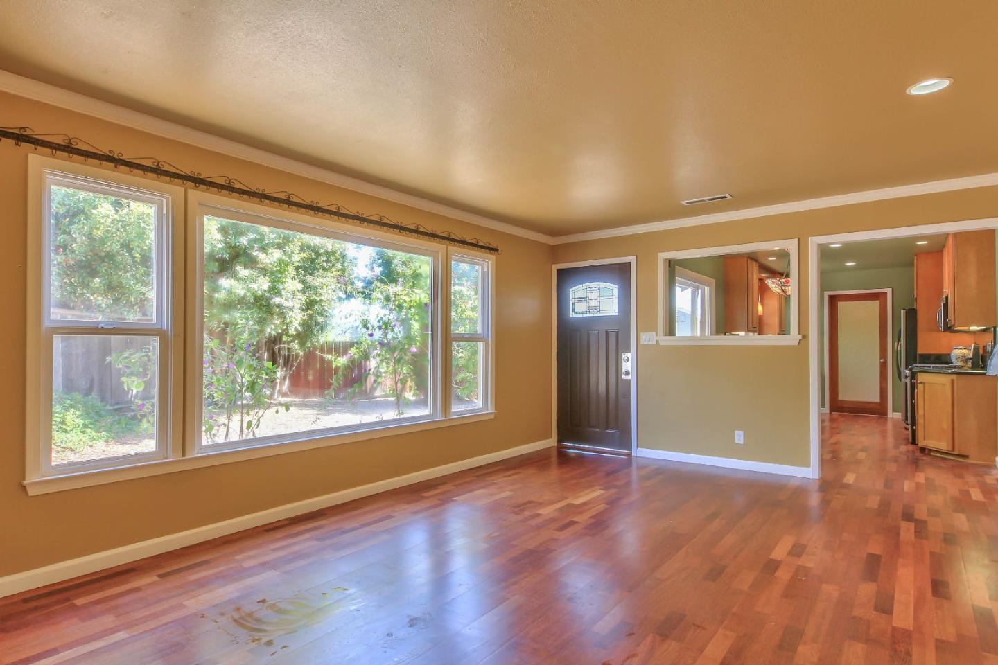 11 Baxter Place Del Rey Oaks, CA 93940 - Photo 8 of 31 Gallery Image 8