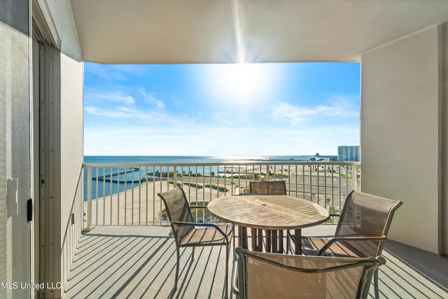 $475,000 | 1899 Beach Boulevard, Unit 907, Biloxi, MS 39531